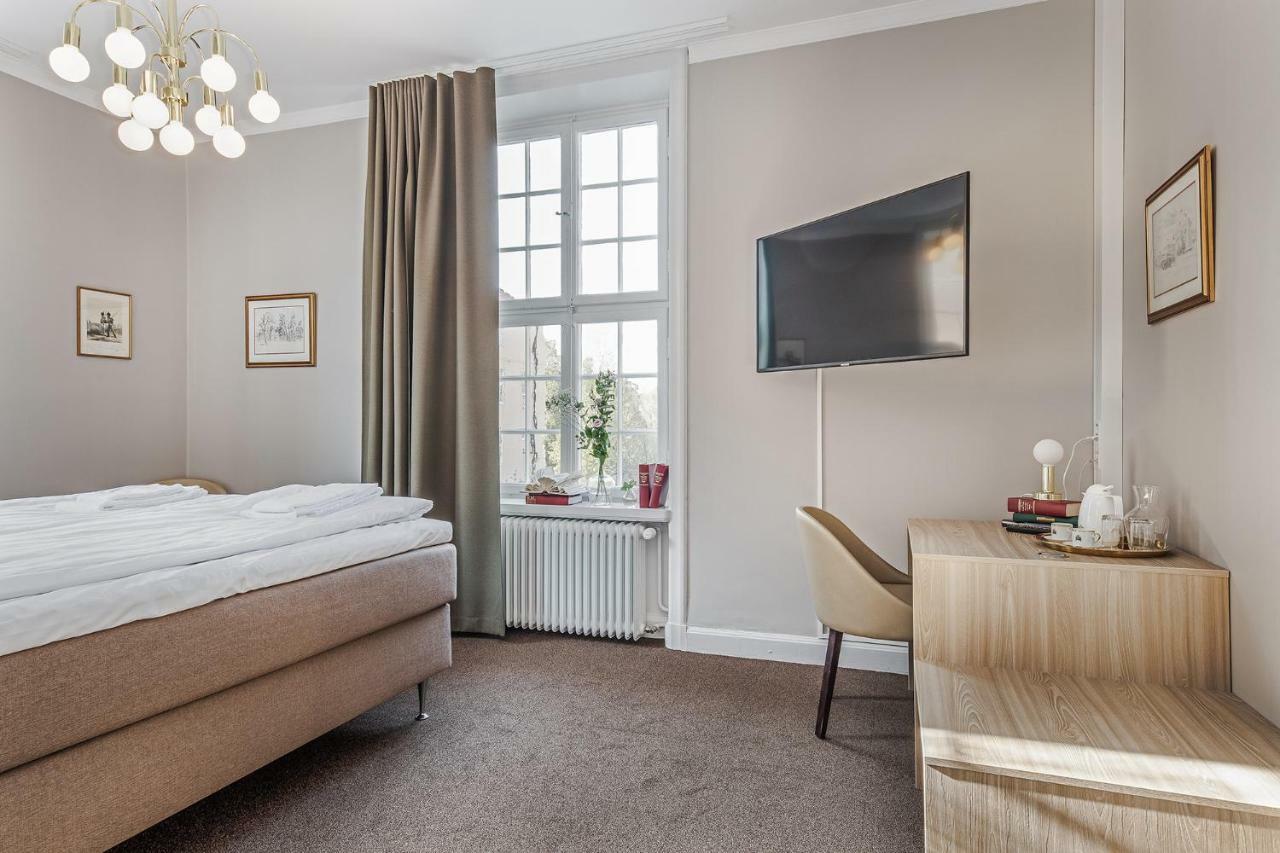 Livgrenadjaermaessen Hotell-Fest-Konferens Linköping Dış mekan fotoğraf