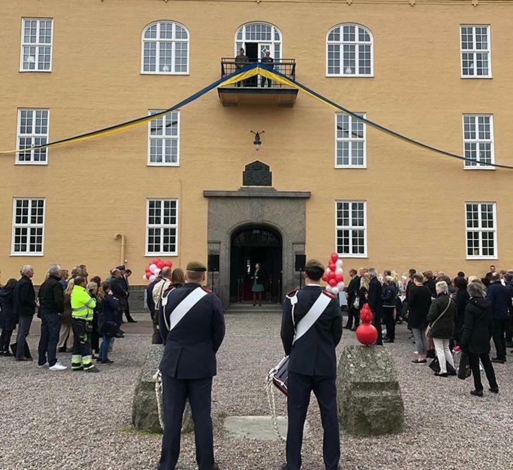 Livgrenadjaermaessen Hotell-Fest-Konferens Linköping Dış mekan fotoğraf