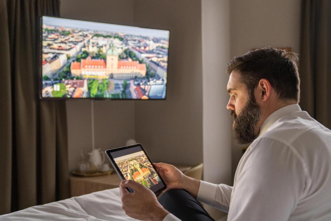 Livgrenadjaermaessen Hotell-Fest-Konferens Linköping Dış mekan fotoğraf
